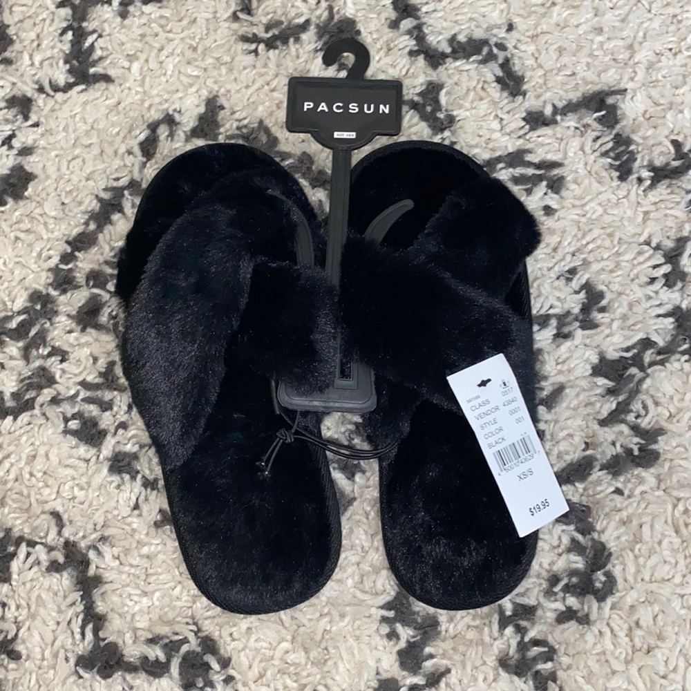 Pacsun Fuzzy Slippers
